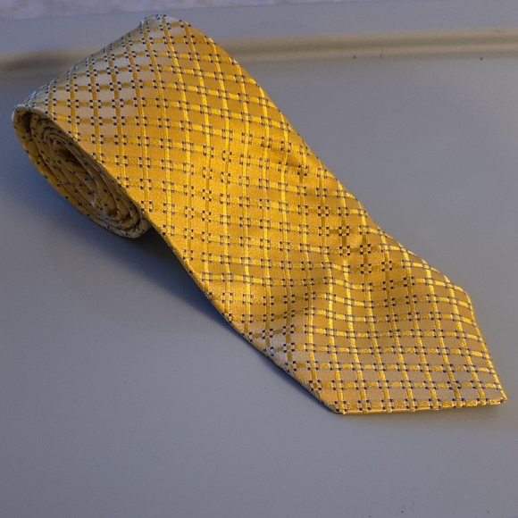 (J28) Stafford Yellow Patterned Men's Tie - Picture 1 of 5